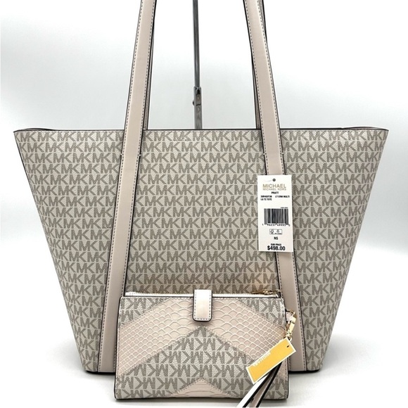 Michael Kors Pratt Large Signature Logo
Tote Bag & Double Zip Wallet - Picture 6 of 13